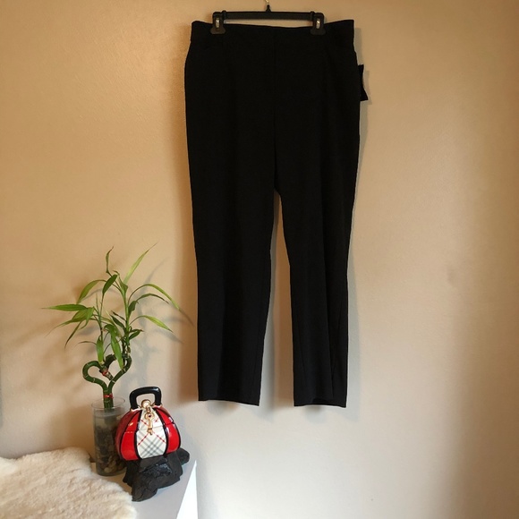 Fashion Bug Pants - 🔥3/$10 NWT Fashion Bug Black Slacks Plus Sz 16WP